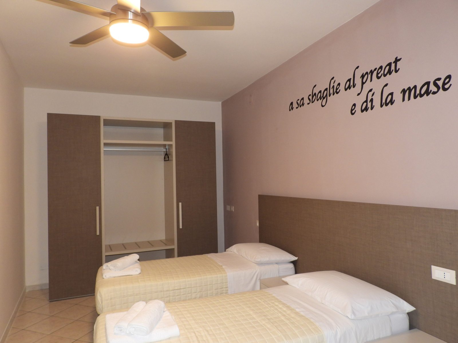 Interno Camera